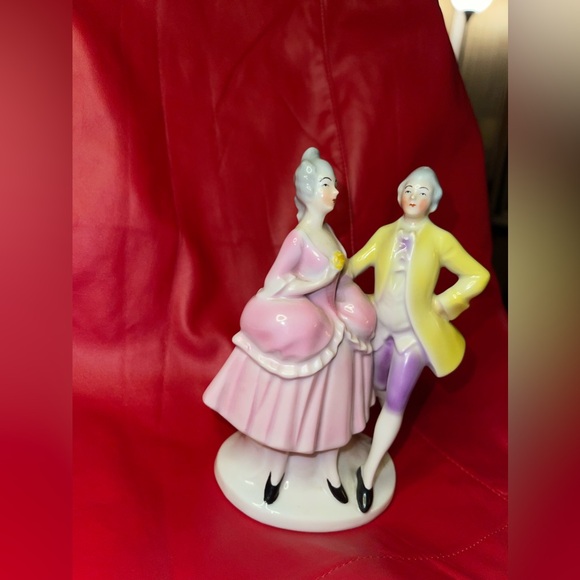 EUC Vintage Erphila Germany Victorian Dancing Couple Statue. - Picture 2 of 5
